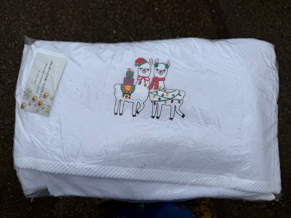 Linum Home Textiles Christmas Llama Embroidered Towel – White